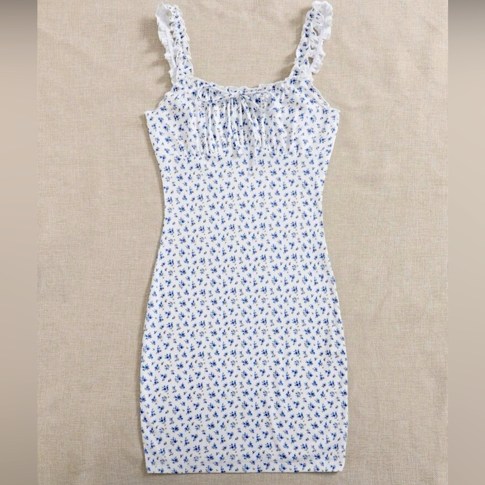 SHEIN Blue and White Floral Mini Dress - Picture 2 of 7